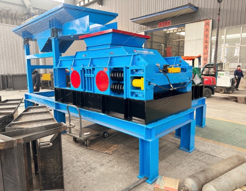 多晶硅齒輥破碎機